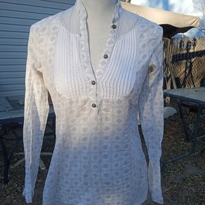 Unique Blouse, Small, Lightweight